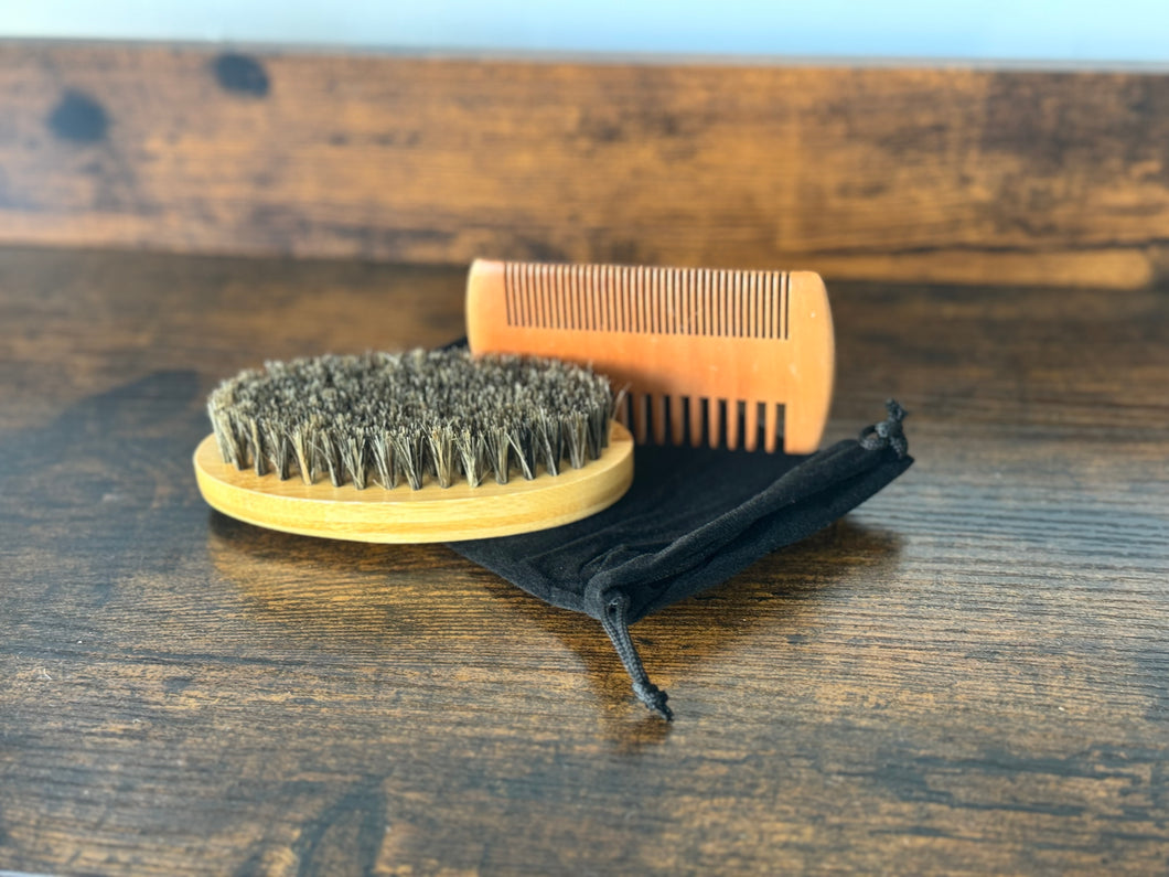 Men's hair and beard brush and comb set